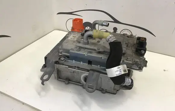 Ford Explorer VI Voltage converter inverter L1M814G646AD L1M814B277AE L1M87B012