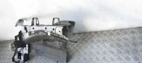 Toyota Avensis T270 Front quarter panel 