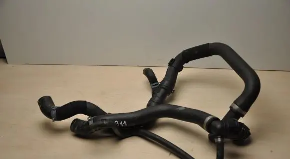 Audi A3 8Y Engine coolant pipe/hose 5WA121049R