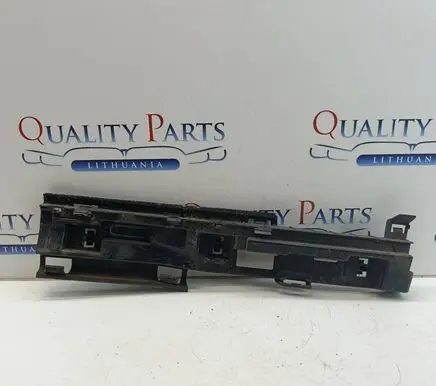 BMW X1 F48 F49 Sill supporting ledge 7332333