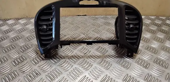Nissan Juke I F15 Dash center air vent grill 682601KK0A 687511KK0A 687501KK0A