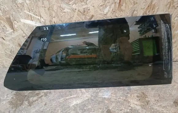 Citroen C4 Cactus Rear door window glass
