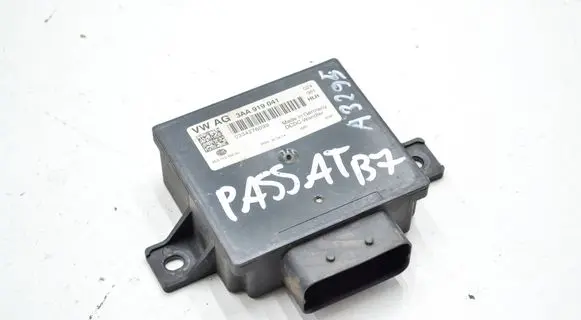 Volkswagen PASSAT B7 Power management control unit 3AA919041 8ES01045240 0334276099