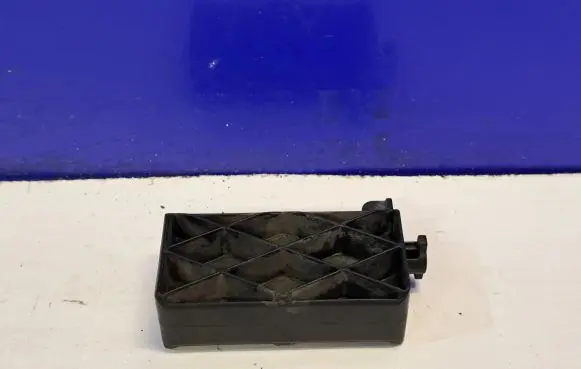 Volvo V70 Radiator support slam panel bracket 31368196