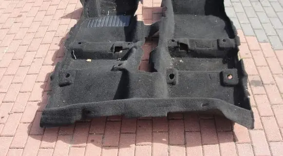 Renault Kadjar Interior carpet brak