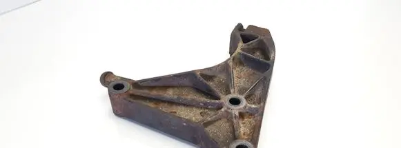 Opel Zafira A Engine mounting bracket 332253673 24403861