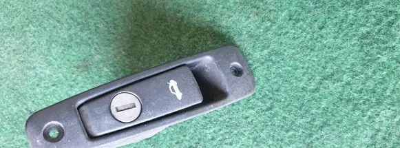 Fiat Barchetta Tailgate/trunk/boot lock/catch/latch 