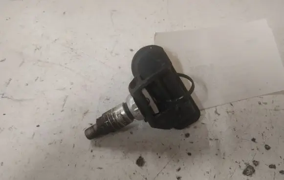 Mercedes-Benz C W205 Tire pressure sensor 