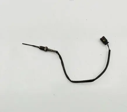 BMW 4 F32 F33 Exhaust gas temperature sensor 8570234