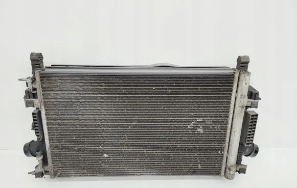 Opel Zafira C Coolant radiator 13448414