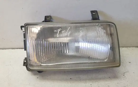 Volkswagen Transporter - Caravelle T4 Headlight/headlamp 441114R