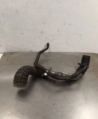 Volvo XC90 Turbo air intake inlet pipe/hose 30636854 08634148