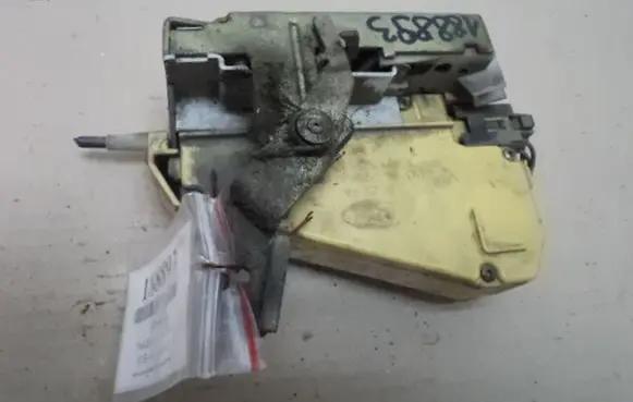 Ford Escort Rear door lock
