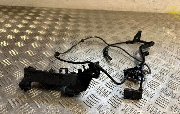 Mercedes-Benz GLC C253 Front ABS sensor wiring A2055468080