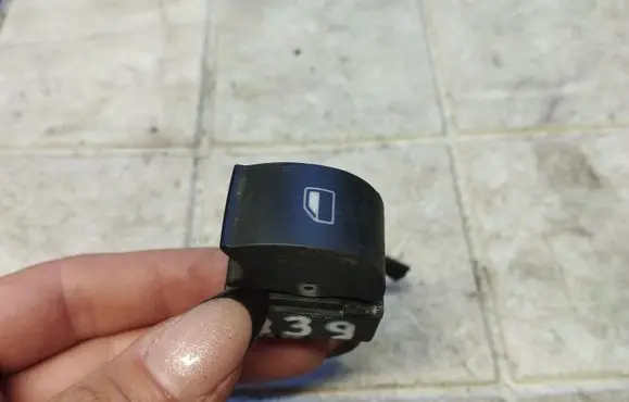 Audi A4 S4 B6 8E 8H Electric window control switch 8Z0959855B