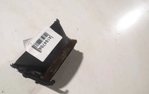 Volvo S60 Dash center air vent grill 1125732