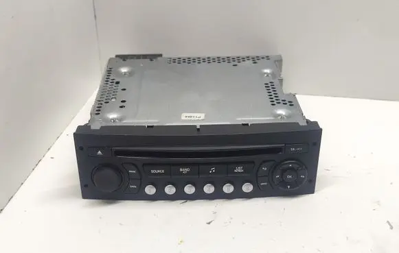 Citroen Berlingo Radio/CD/DVD/GPS head unit 98032839XT