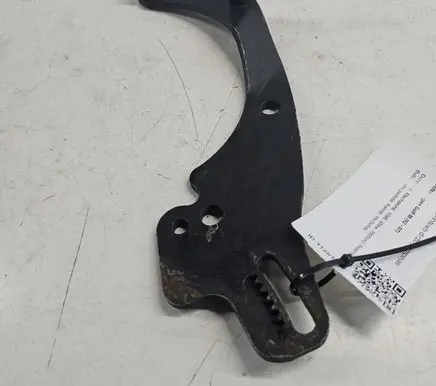 Volkswagen Golf III Power steering belt tensioner 028145544E