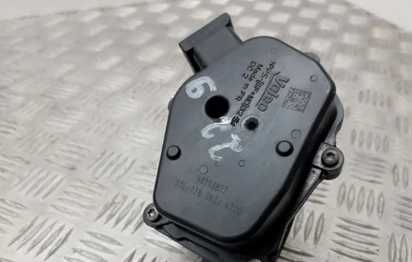 Skoda Octavia Mk2 (1Z) Throttle valve 03L128063J V200