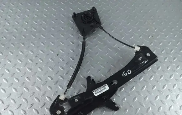 Volkswagen PASSAT B8 USA Rear window lifting mechanism without motor 561839462F