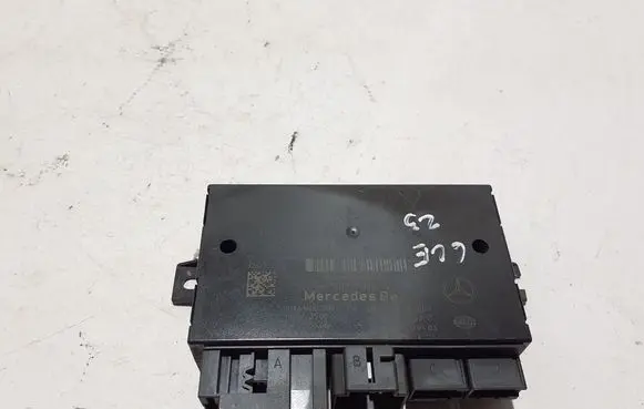 Mercedes-Benz GLE W167 Tow bar trailer control unit/module A1679001209