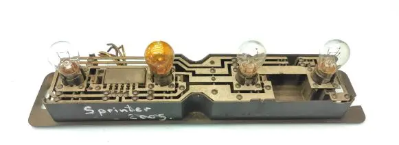 Mercedes-Benz Sprinter W901 W902 W903 W904 Tail light bulb cover holder