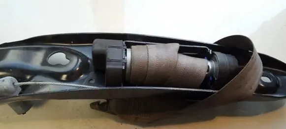 Volvo XC90 Front seatbelt 30662729 6008818