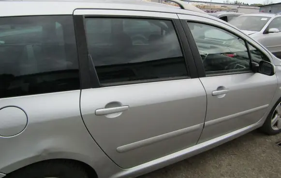 Peugeot 307 CC Rear door 