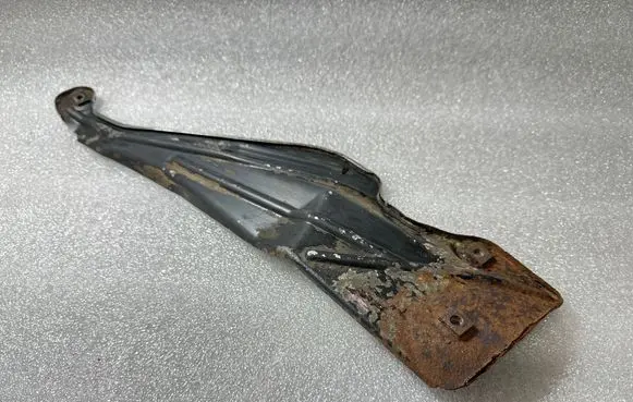 Audi A8 S8 D2 4D Rear bumper underbody cover/under tray 4D0713383F