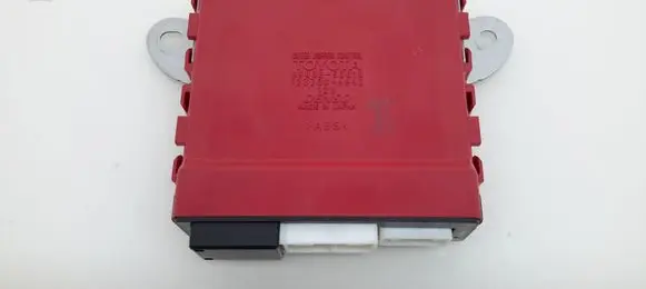 Lexus IS 220D-250-350 Other control units/modules 8943053010