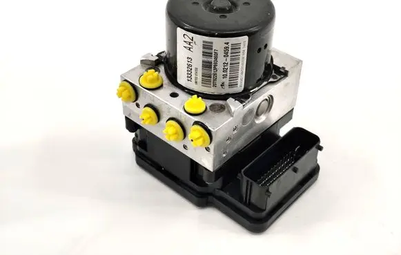 Opel Astra J ABS Pump 13332613 10021204594 10096145073