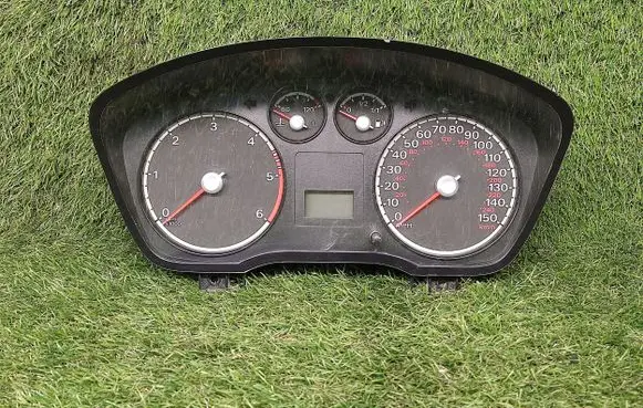 Ford Focus Speedometer (instrument cluster) 4M5T10849DM