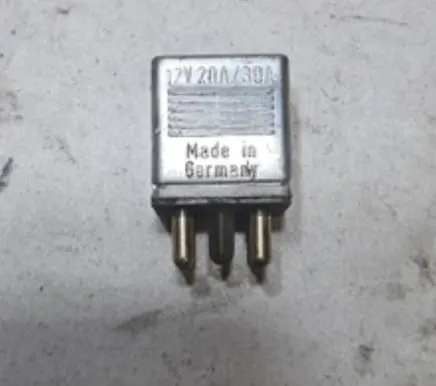 Mercedes-Benz E W124 Other relay 0015426719