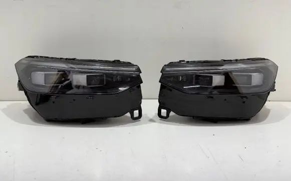 Volkswagen Tayron II Headlights/headlamps set 