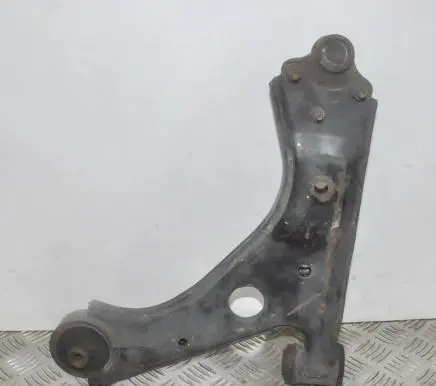 Opel Corsa D Front lower control arm/wishbone