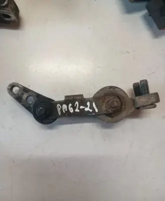 Volvo S60 Engine mount bracket 9445335