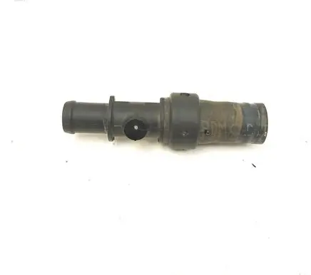 Nissan Navara D23 Engine coolant pipe/hose