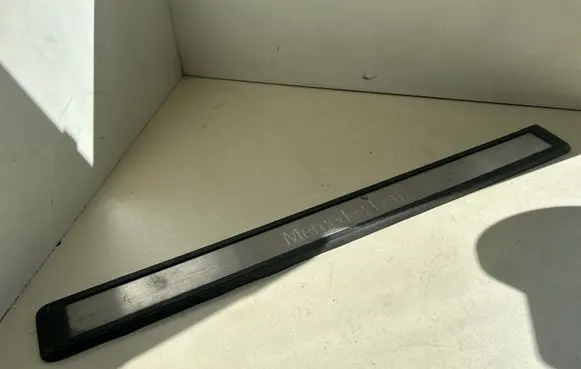 Mercedes-Benz E W211 Front sill trim cover A2116801435
