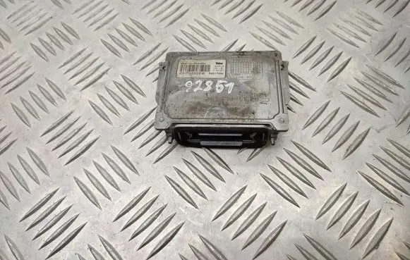 Volvo XC90 Headlight ballast module Xenon 89034934