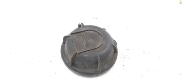 Volvo 850 Headlight/headlamp dust cover 89025105
