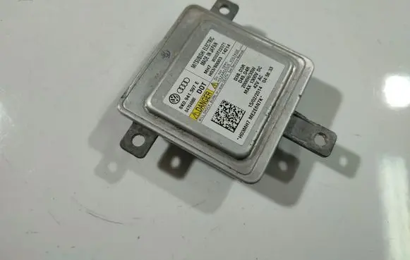 Skoda Superb B6 (3T) Headlight ballast module Xenon 8K0941597E