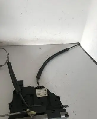 Peugeot Boxer Front door lock 1346335080