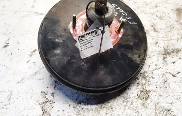 Ford Focus Brake booster