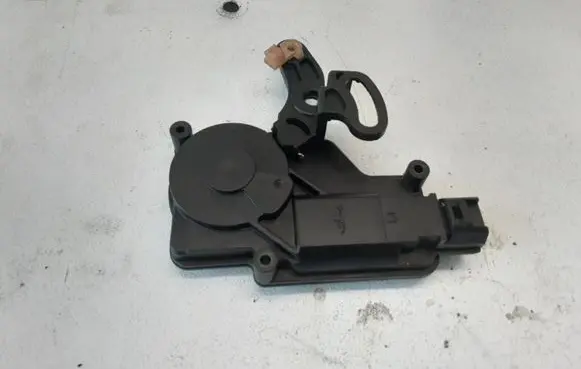 KIA Sorento Central locking motor 