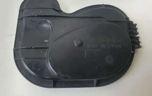 Volkswagen Golf IV Headlight/headlamp dust cover VF2