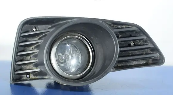 Opel Tigra B Front fog light 93162189