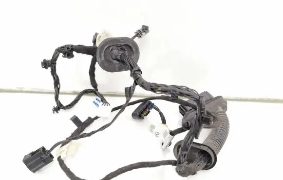 Ford Transit Courier Front door wiring loom ET7614A584CHH ET7614A584