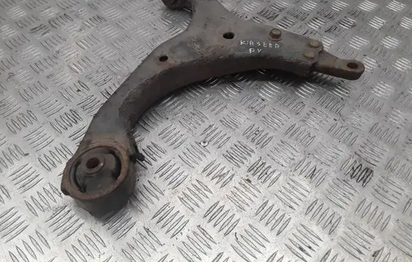 KIA Ceed Front lower control arm/wishbone