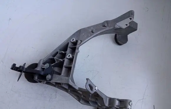 BMW 7 F01 F02 F03 F04 Other body part 638951 902185 BMP638951