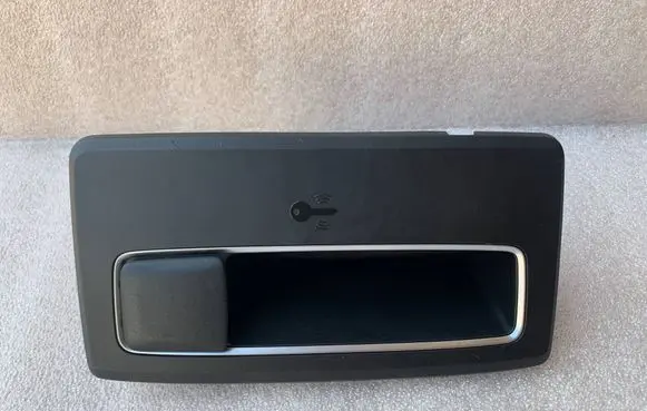 Mercedes-Benz S W222 Glove box A2228211600